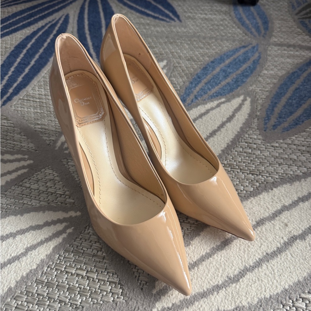 Dior Nude Patent Leather Pointed-Toe Pump